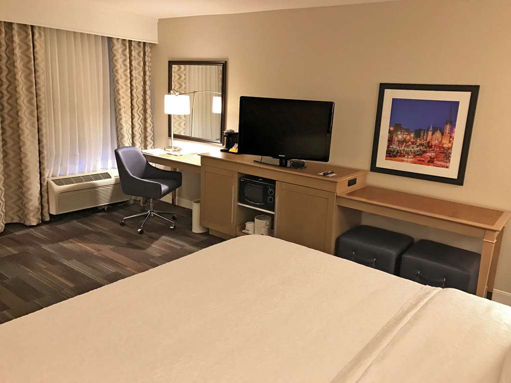 Hampton Inn By Hilton Fort Smith Rom bilde